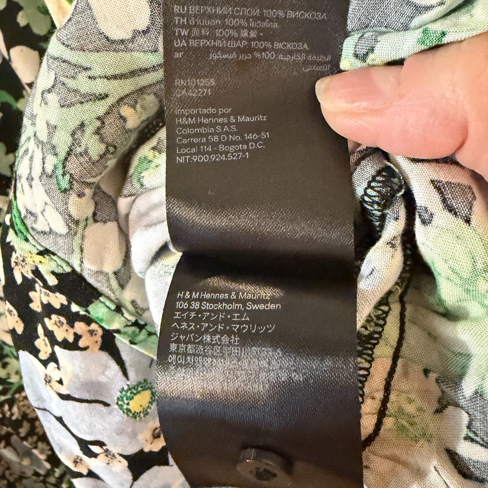 H&M Blue and Green Floral Long Sleeve Dress - Picture 8 of 9